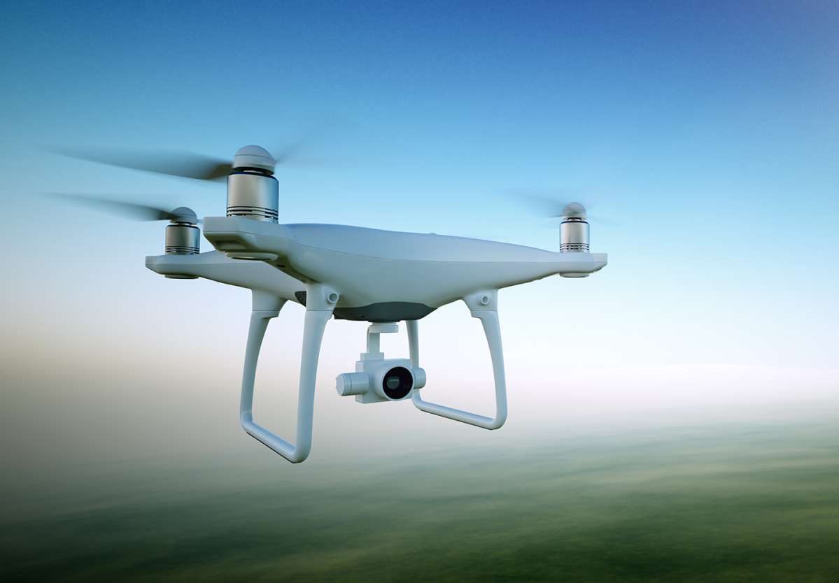 flying drone flying drone
