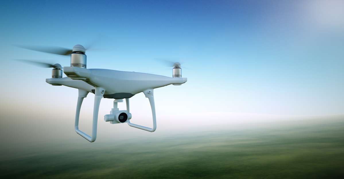flying drone flying drone