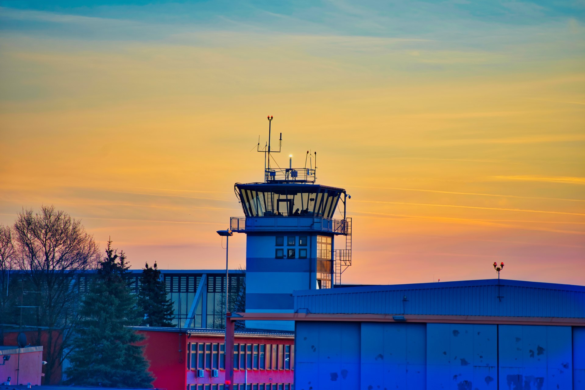 Tower am Flughafen Memmingen